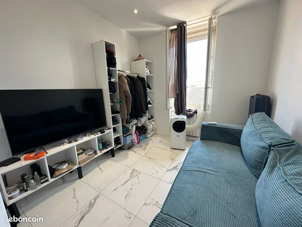 VILLEURBANNE - Appartement T1 bis rénové de 22 m²