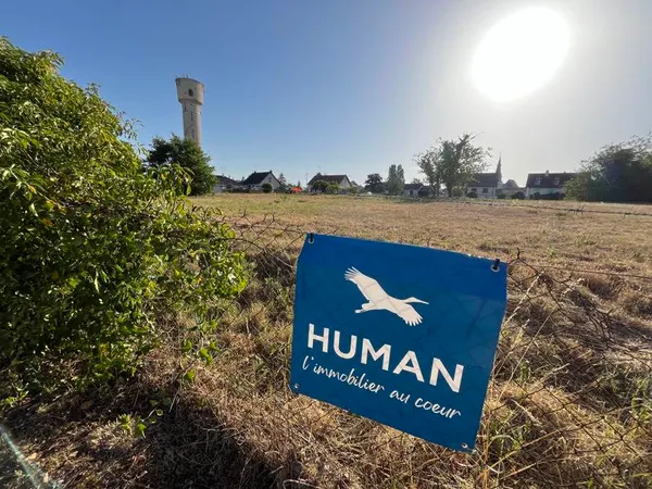 Terrain 692 m²