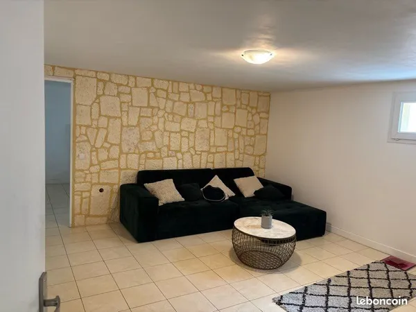 Location appartement F2 65 m2 meublé