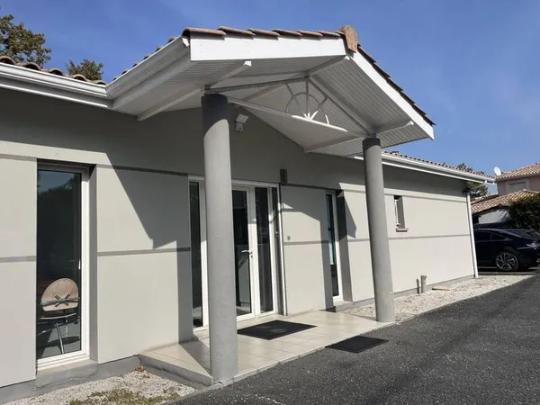 Local commercial 135 m²