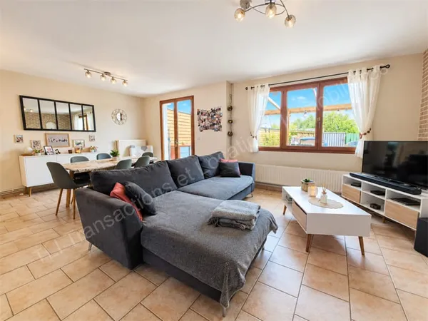 Maison 3 chambres avec jardin et garage