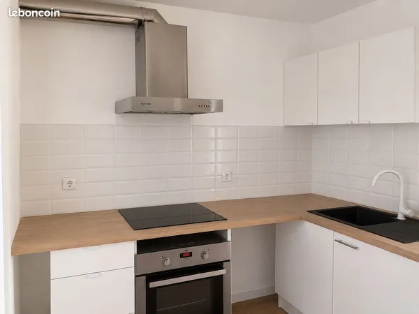 Appartement T4 65 m² - Traversant, lumineux, entièrement rénové -Flandrin valmy excellent emplacemen