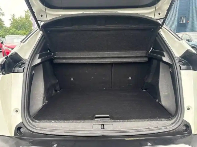 Peugeot 2008 puretech 130 s&amp;s eat8 — photo 6