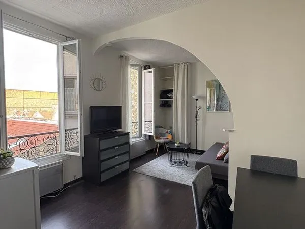 Studio 1 pièce 28 m²