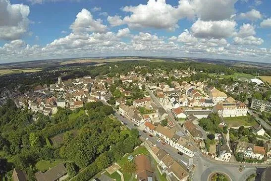 Local commercial 1 pièce 44 m²