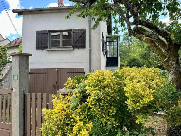 Maison de bourg de 54m2 avec un beau jardin