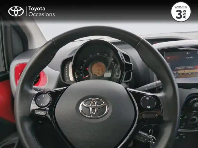 Toyota Aygo 1.0 vvt-i 72ch x-play 5p my20 — photo 13