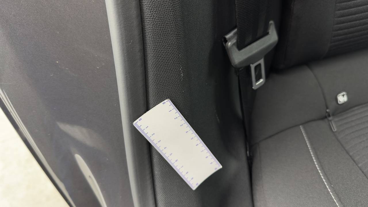 Peugeot 308 SW PHEV 180 e-EAT8 — photo 50