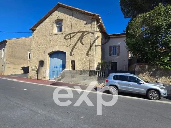 GARAGE DE 630M² SUR 2 NIVEAUX
