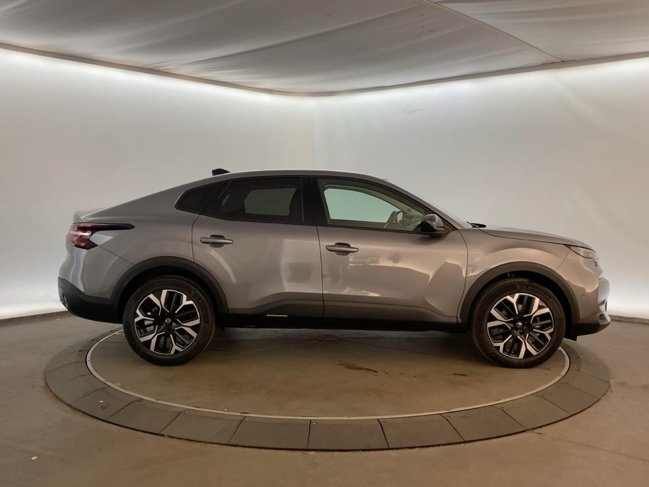 Citroën C4 X hybride 145 ch e-dcs6 max — photo 4