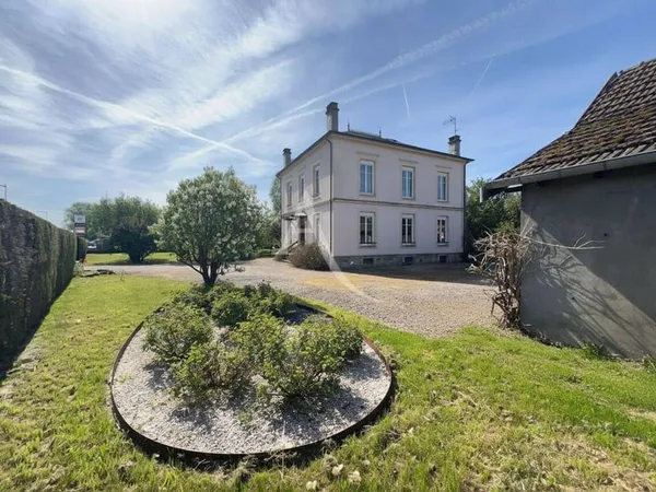 Maison 7 pièces 190 m²