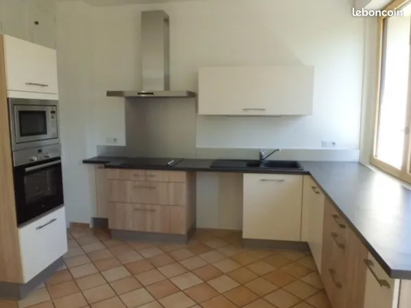 Maison 8 pièces 178 m²