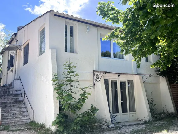 Propriété 4 pièces 143 m²