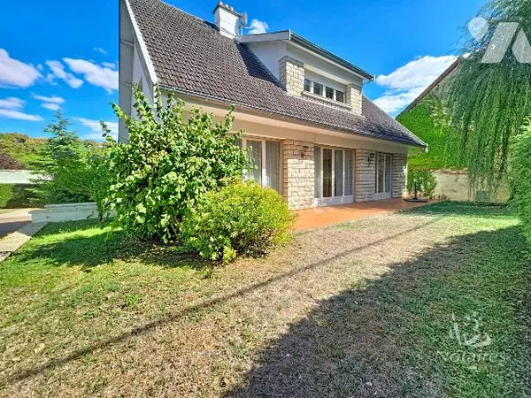 Maison 7 pièces 151 m²