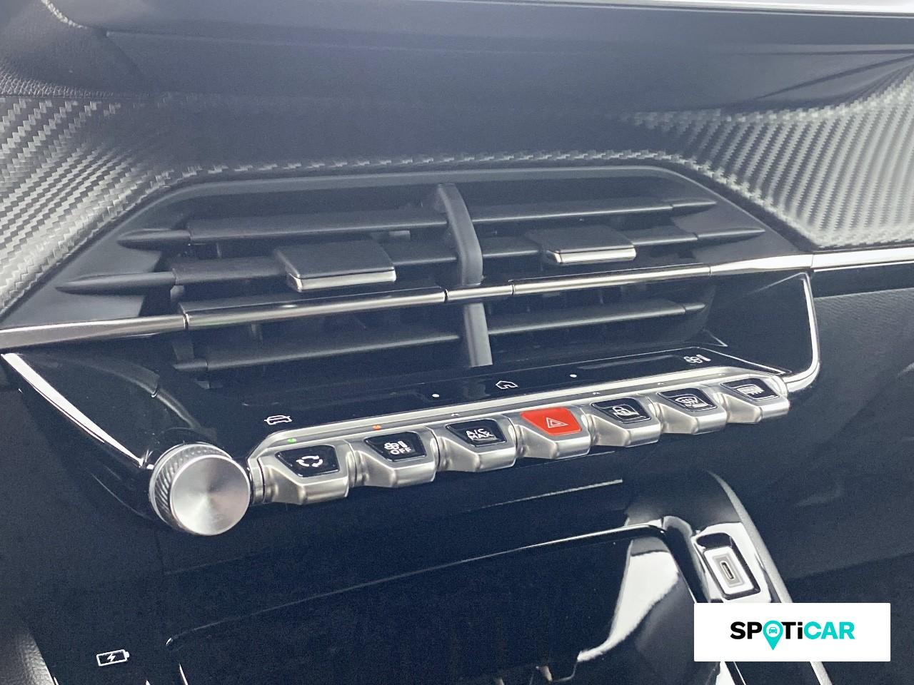 Peugeot 2008 1.2 hybrid 145ch allure e-dcs6 — photo 15