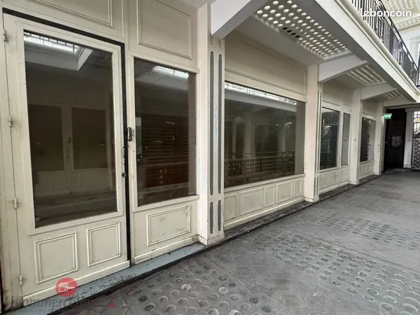 Boutique 44 m² PARIS