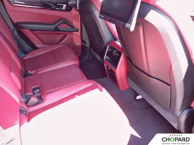 Porsche Cayenne e-hybrid 3.0 v6 462 ch tiptronic bva — photo 19