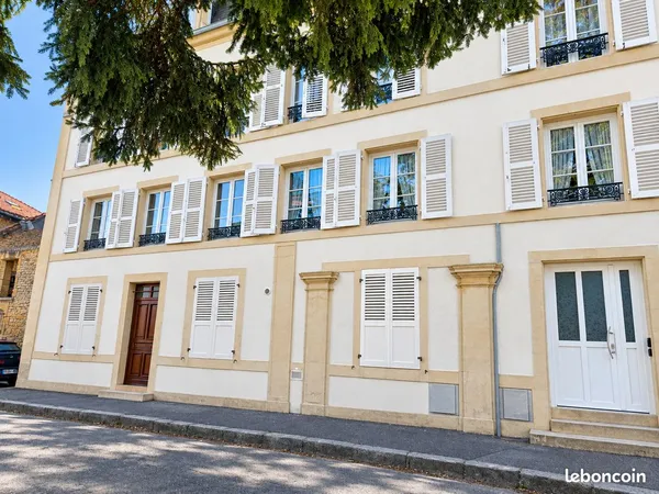 SEDAN - appartement F3/4 en rdc avec parking