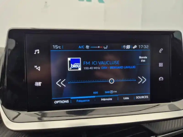 Peugeot 208 puretech 100 s&amp;s bvm6 — photo 32