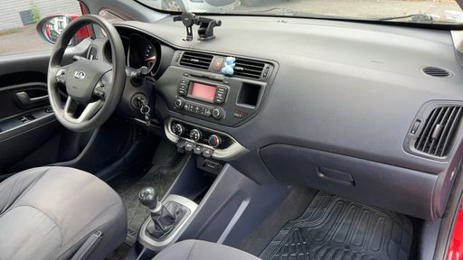 Kia Rio 1.2 85 - Active – 2013 – 139806 km – Essence – Boîte Manuelle — photo 24