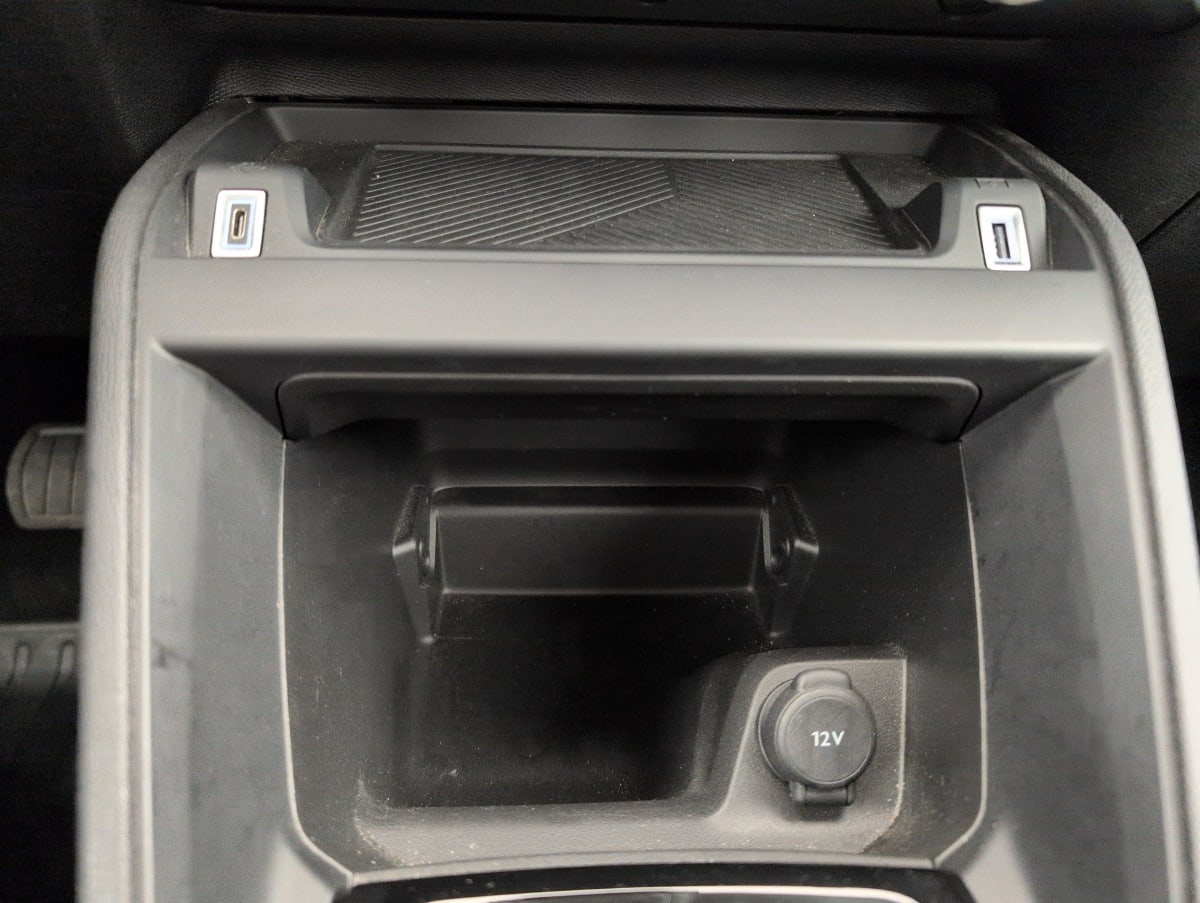 Citroën C4 — photo 18
