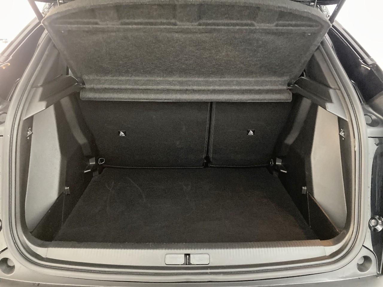 Peugeot 2008 turbo 100 ch bvm6 allure — photo 6