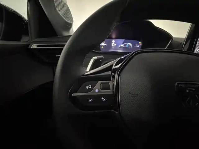 Peugeot 208 hybrid 100 e-dcs6 — photo 101