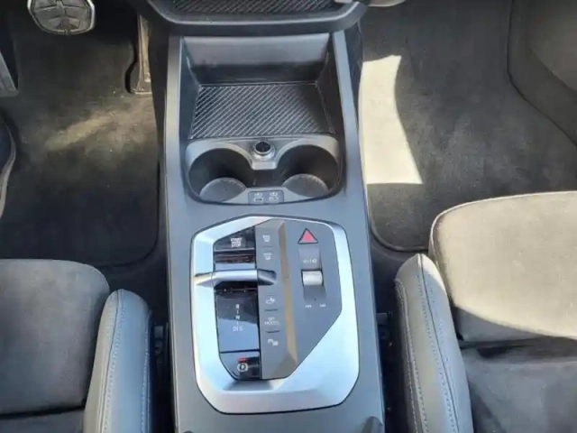 Bmw Serie 1 série 1 116a 122ch m sport dkg7 — photo 9