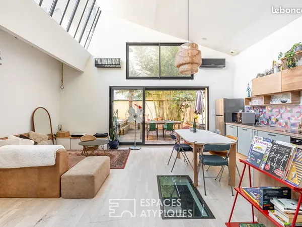 Loft 3 pièces 105 m²