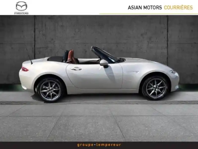 Mazda Mx-5 1.5 skyactiv-g 132ch sélection 2022 — photo 5