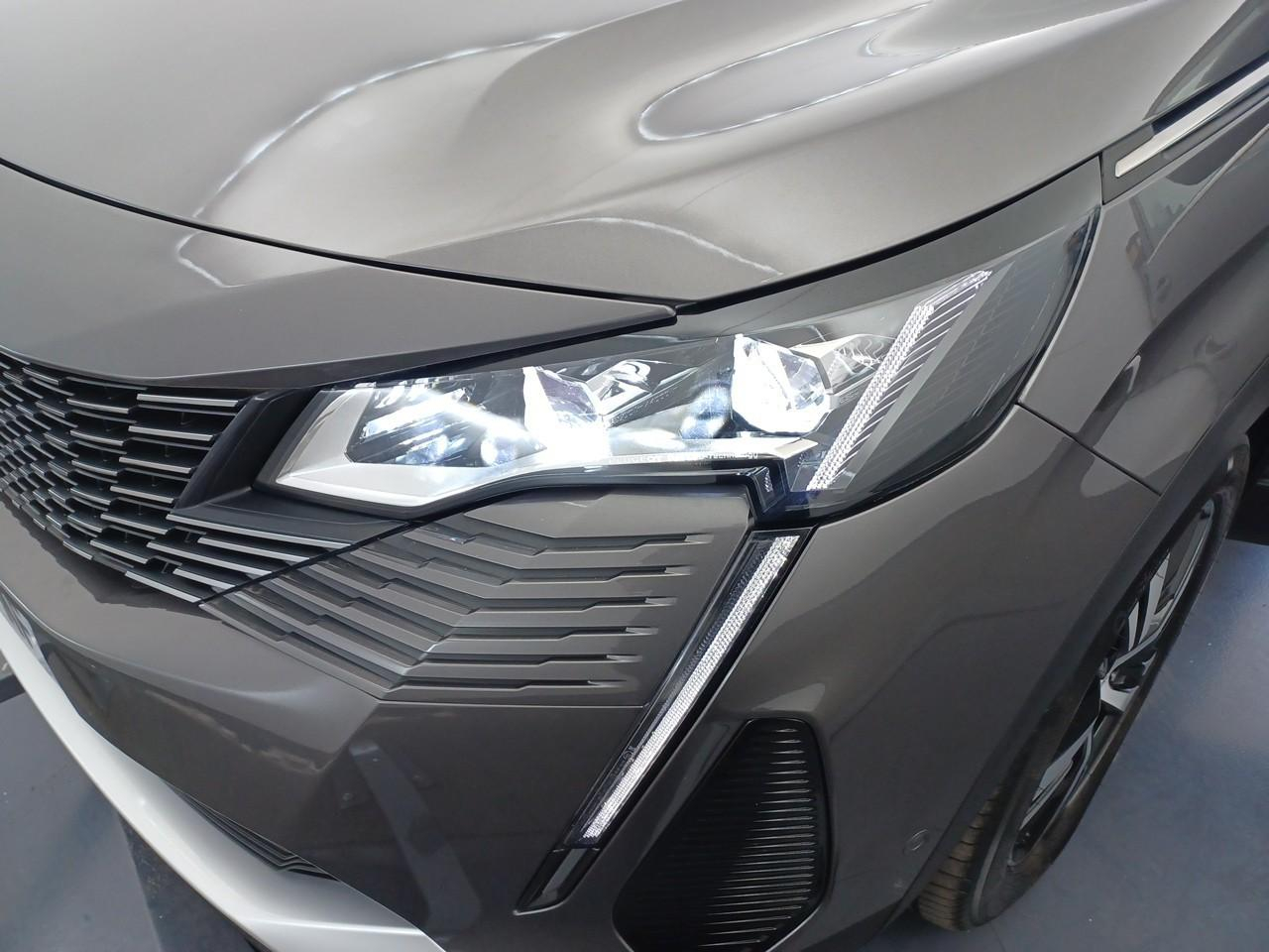 Peugeot 3008 hybrid 225 e-eat8 gt — photo 16