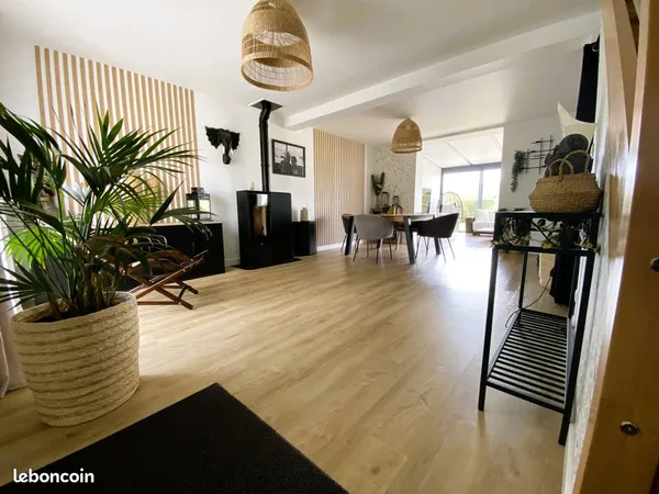 Maison 6 pièces 121 m²