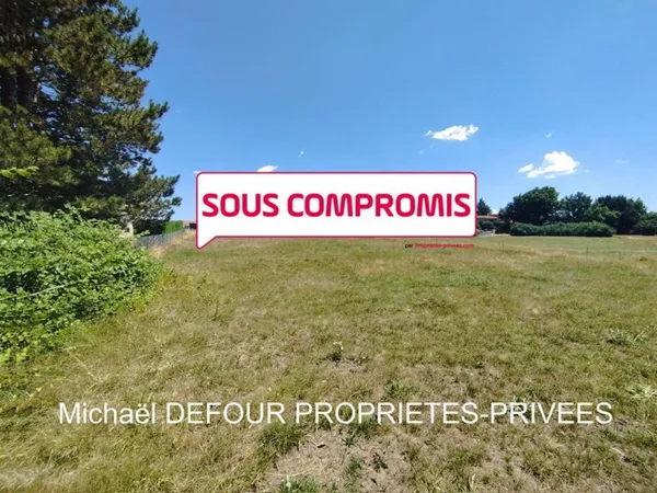 Bas-en-Basset 43210 terrain à bâtir de 700 m²
