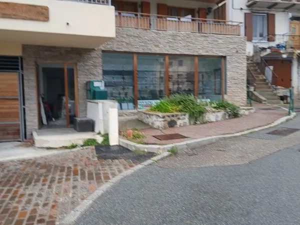 Local commercial a louer ou a vendre