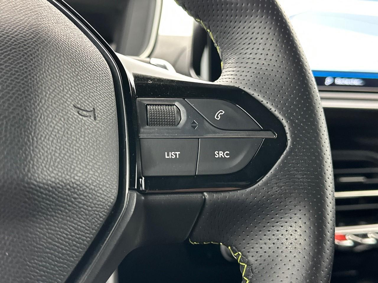 Peugeot 208 puretech 100 s&s eat8 gt — photo 19