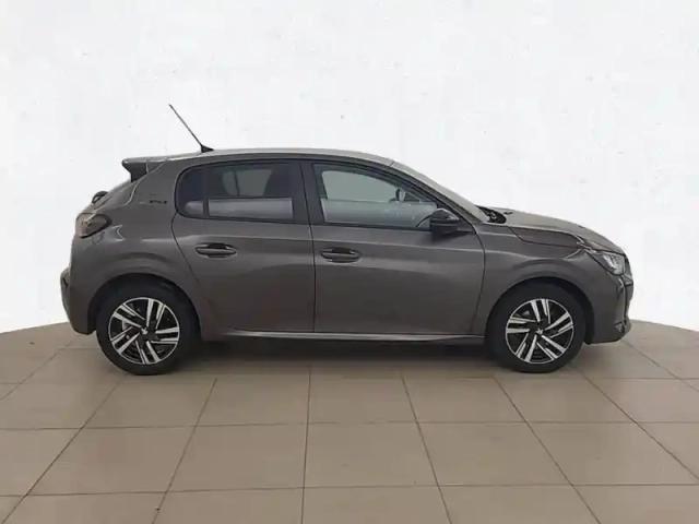 Peugeot 208 puretech 100 s&amp;s eat8 — photo 93