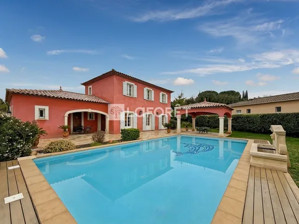 Maison 4 pièces 127 m²