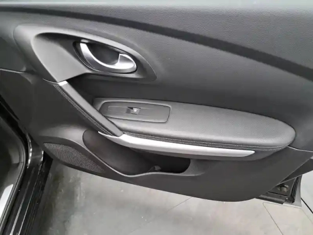 Renault Kadjar blue dci 115 edc — photo 25