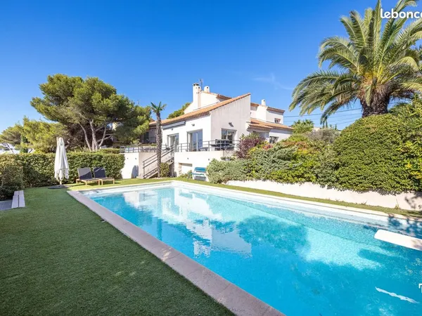 Maison 5 pièces 160 m²