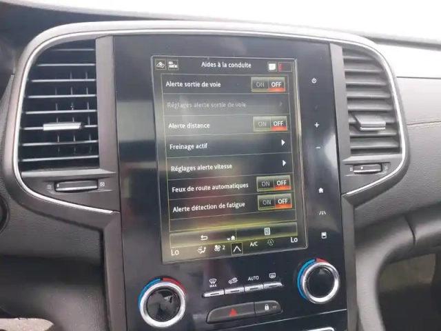 Renault Talisman blue dci 160 edc — photo 25