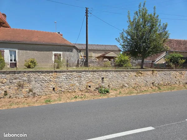 Vend deux maisons avec terrain