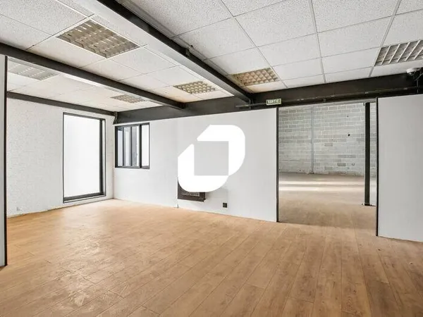 Bureaux 449 m²