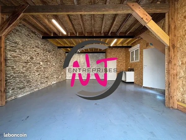Local 98 m² FENEU