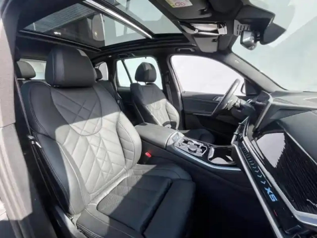Bmw X5 xdrive50e 489ch m sport — photo 8