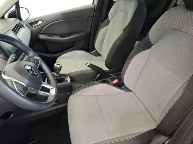 Renault Clio tce 90 — photo 12