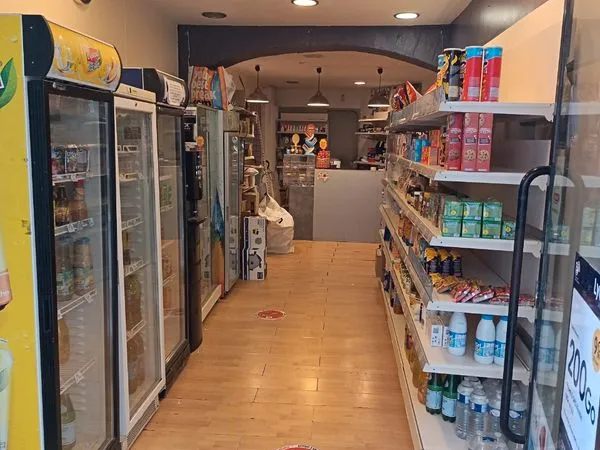 Commerce Vente Nîmes 47m² 25000€