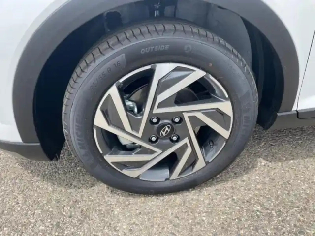 Hyundai Bayon 1.0 t-gdi 100ch intuitive dct-7 — photo 4