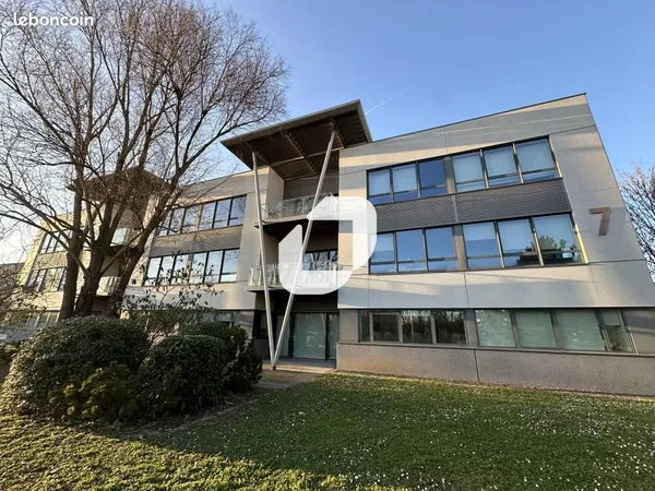 Bureaux 865 m²