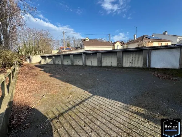 Stationnement Vente Le Bourget   254900€