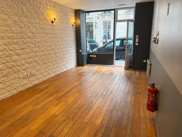 Boutique 44 m²